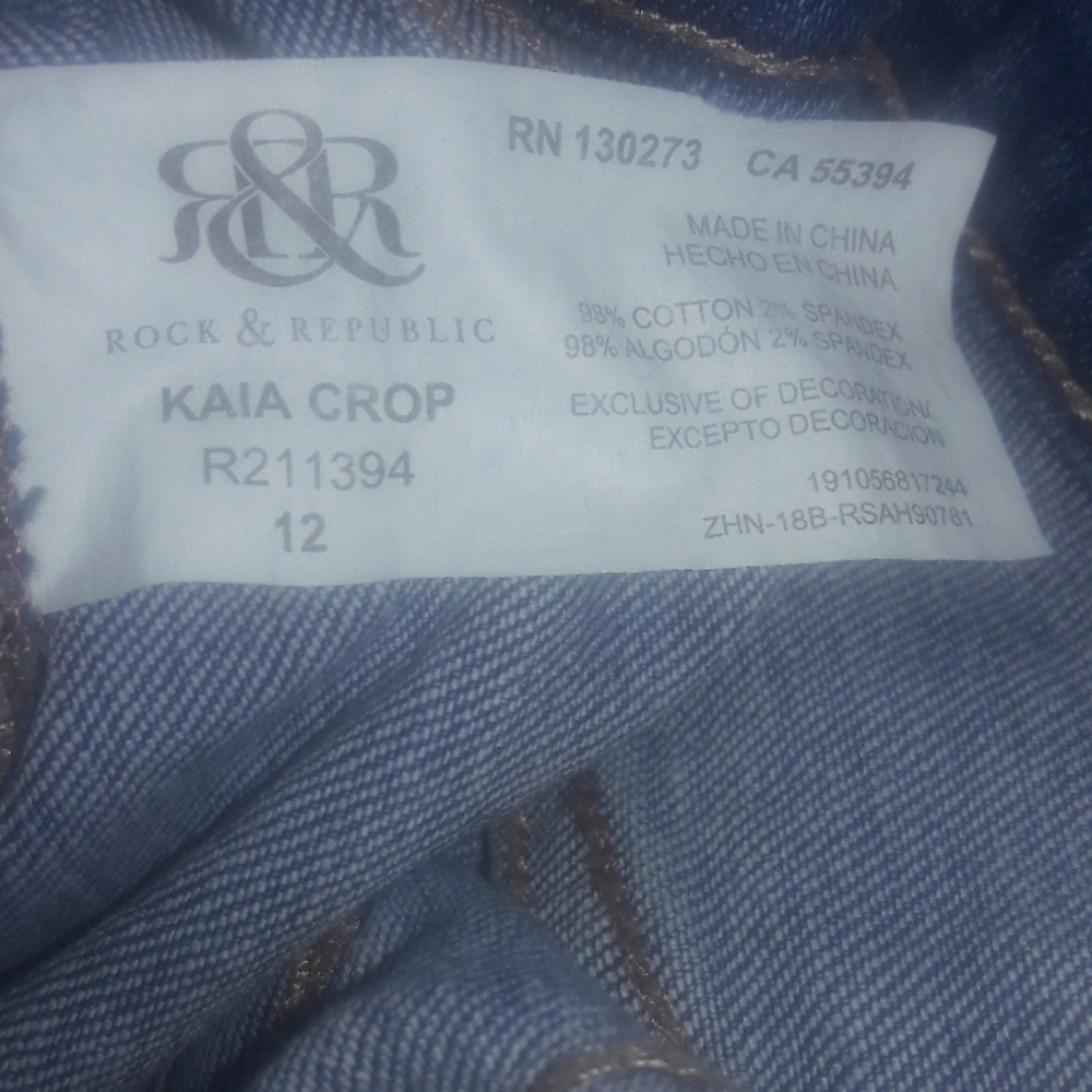 HP⬇45 NWOT Rock&Republic Kaia Ripped Crop Jeans 12 - Picture 5 of 7